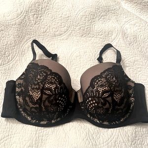 Voglio‎ black lace bra size 44DD